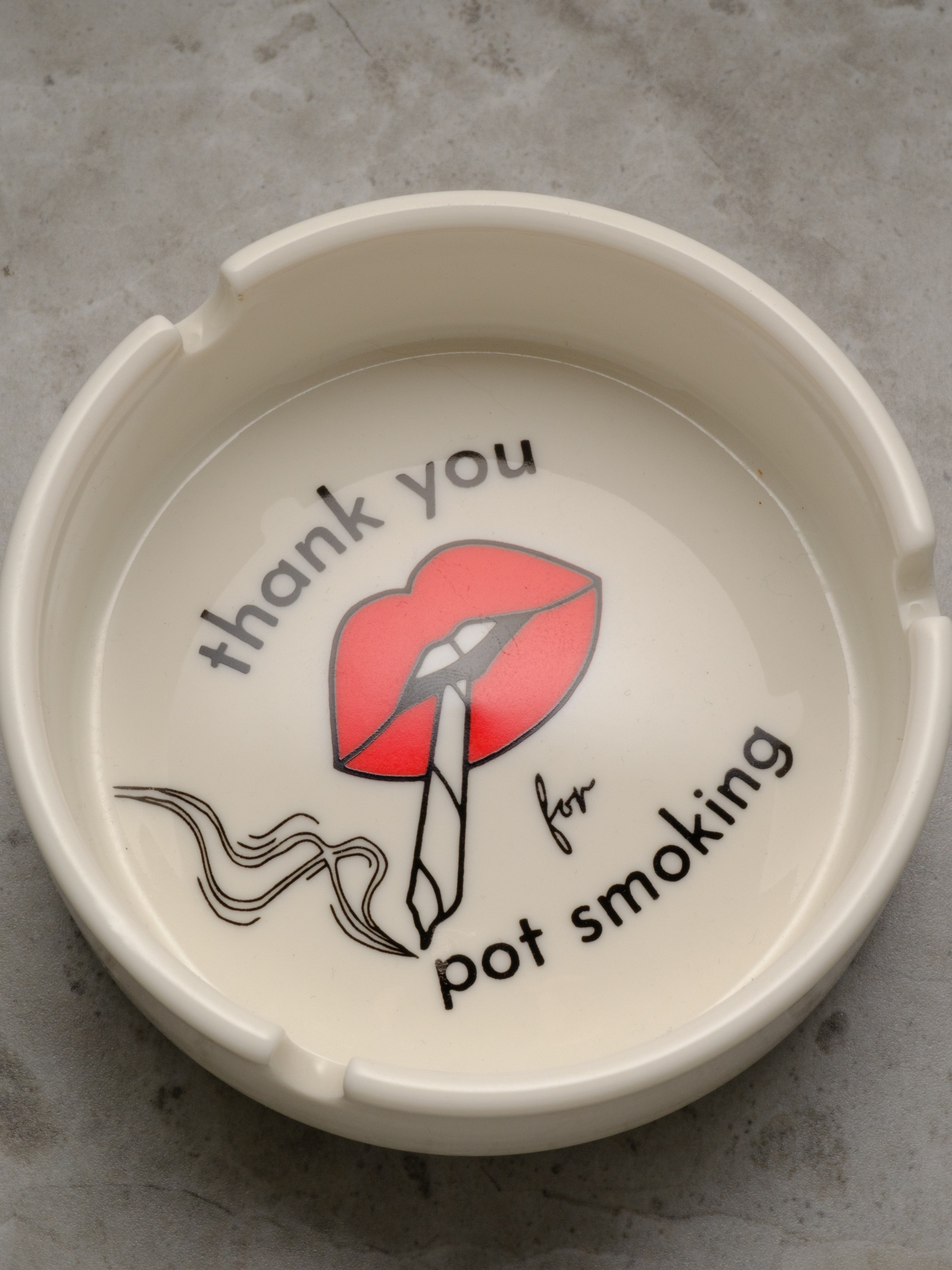 Rogue Paq Porcelain Ashtray: Thank You for Pot Smoking